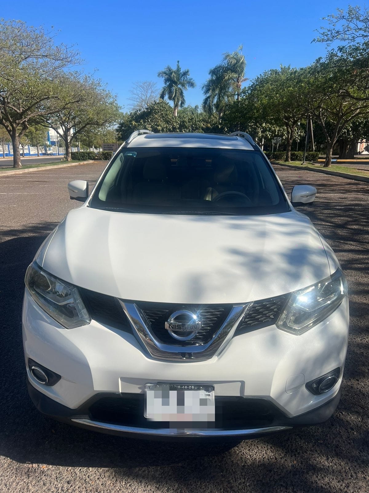 Nissan X Trail 2016, foto 1