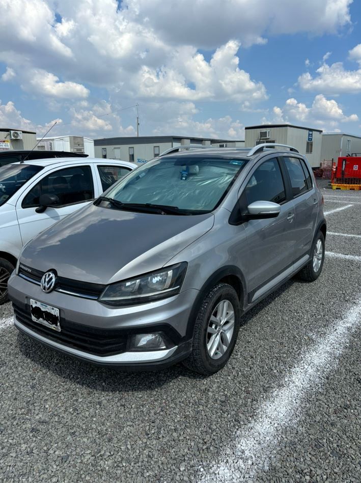 VOLKSWAGEN CROSSFOX
