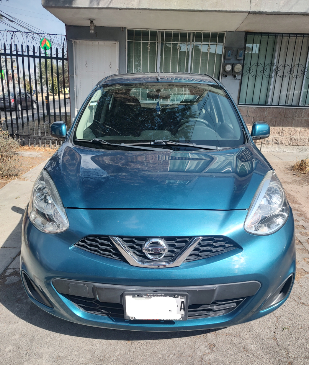 Nissan March 2018